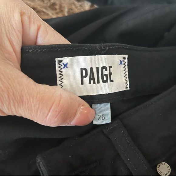Like New Paige Indio Zip Black Jeans size 26 - Picture 5 of 6
